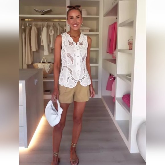 RARE SOLD OUT H&M Eyelet Embroidered Vest - Picture 1 of 3